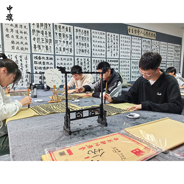 多家艺考培训机构不正规，学费高且企业无证照