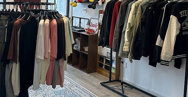 男款小衣服服装店开业啦.jpg