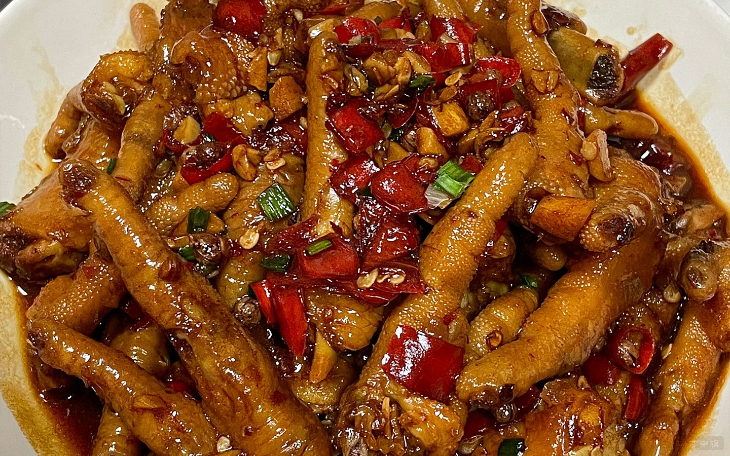 非常好吃的卤鸡爪.jpg