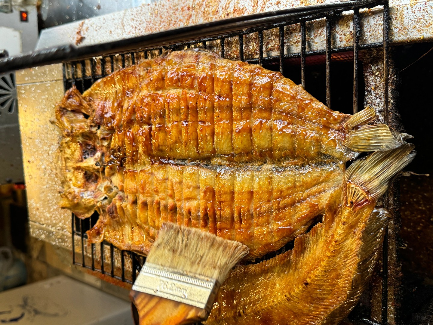 这烤鱼看着还是非常好吃的，晚上我都想吃了.jpg