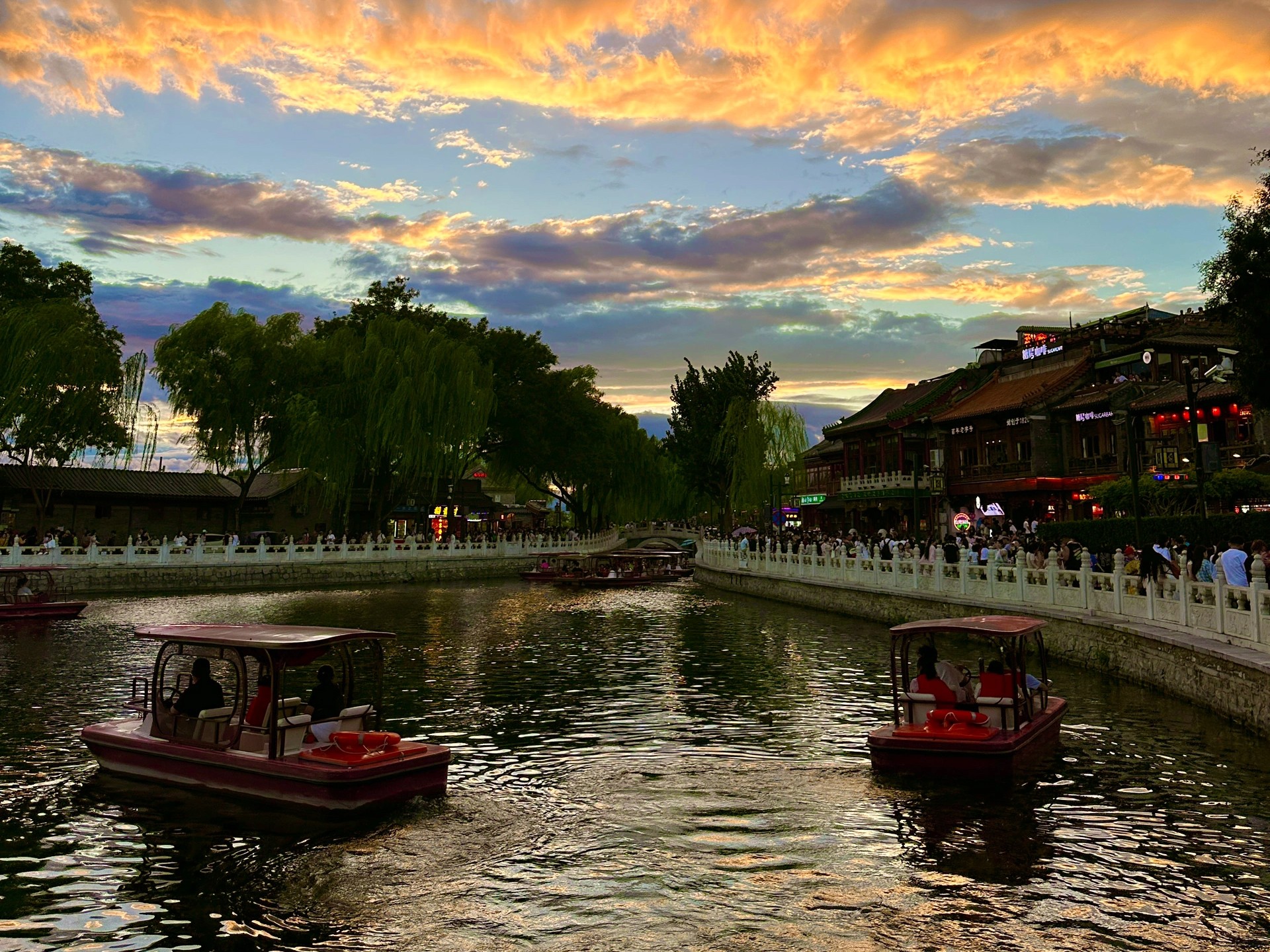 北京旅游景点一角.jpg