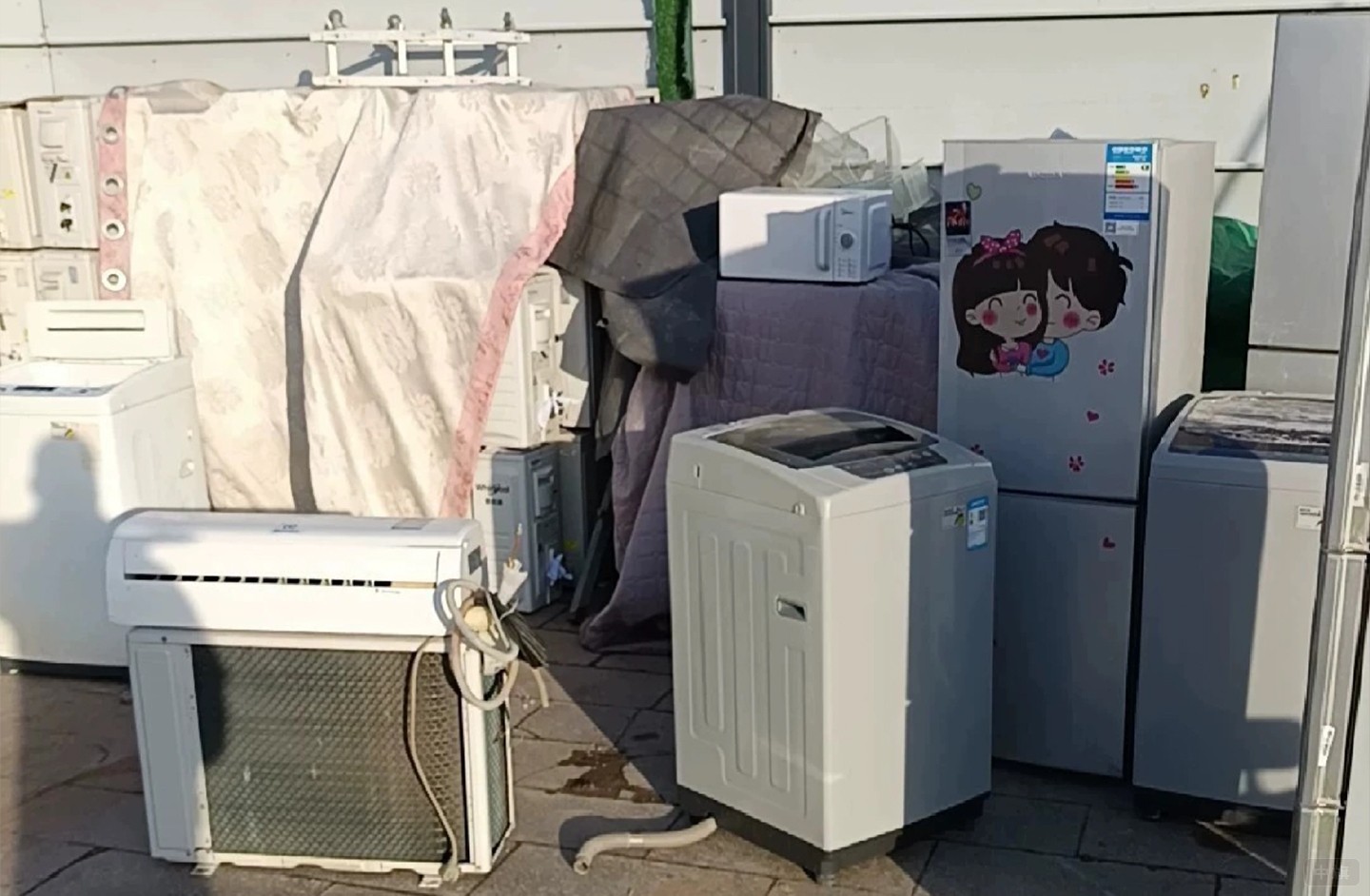 废旧洗衣机冰箱.jpg