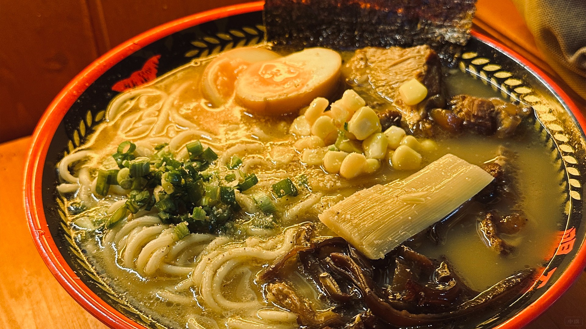 一碗牛骨汤拉面.jpg
