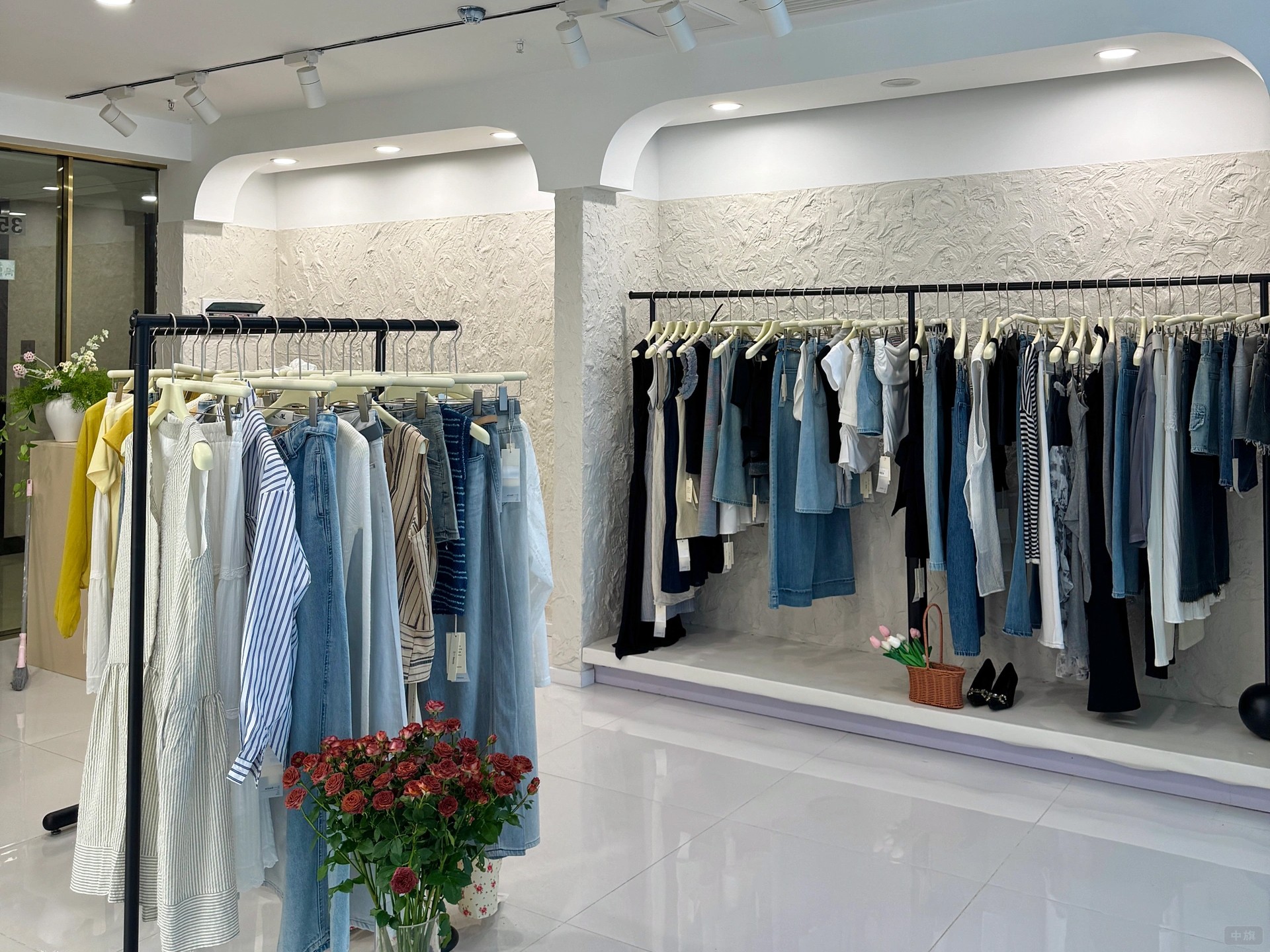服装店只需要干净整洁就行了.jpg