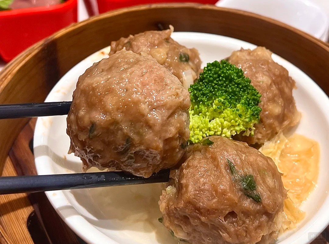 广式早茶点样式多做工复杂