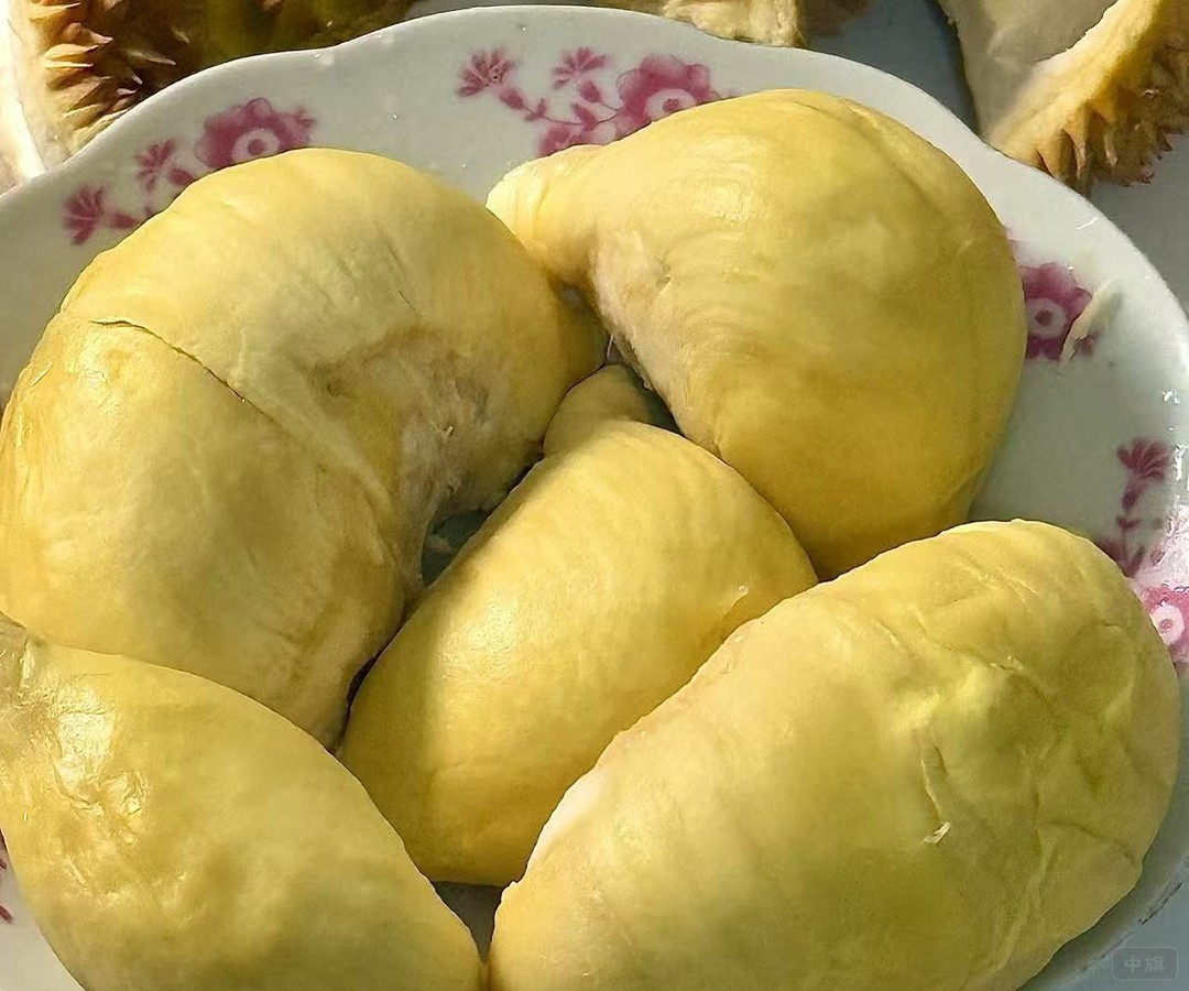 这个是AI生成的榴莲肉