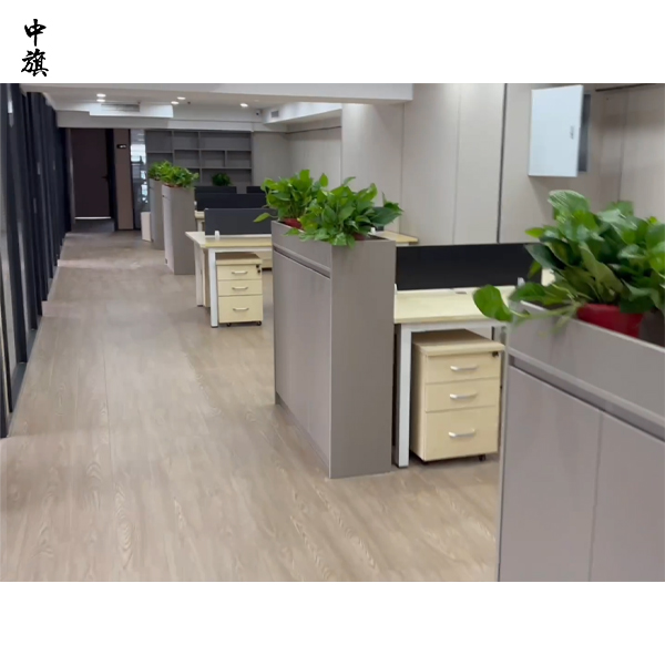 自由职业者租工位要不要报税？