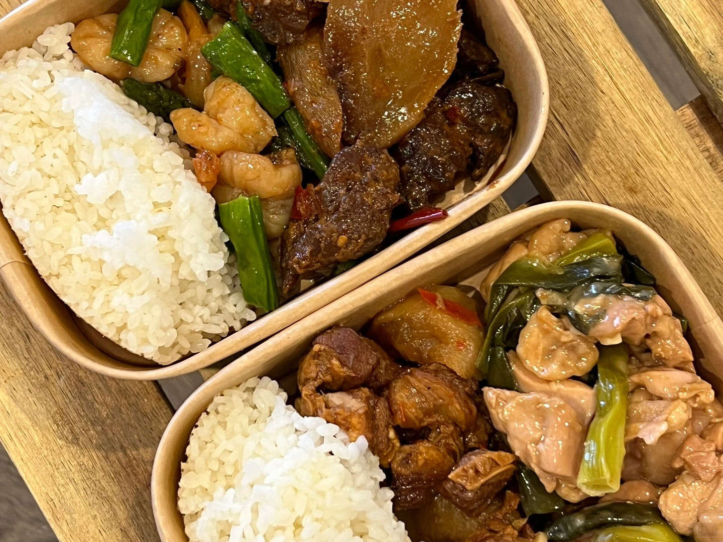 这是已经热好了的半成品食品
