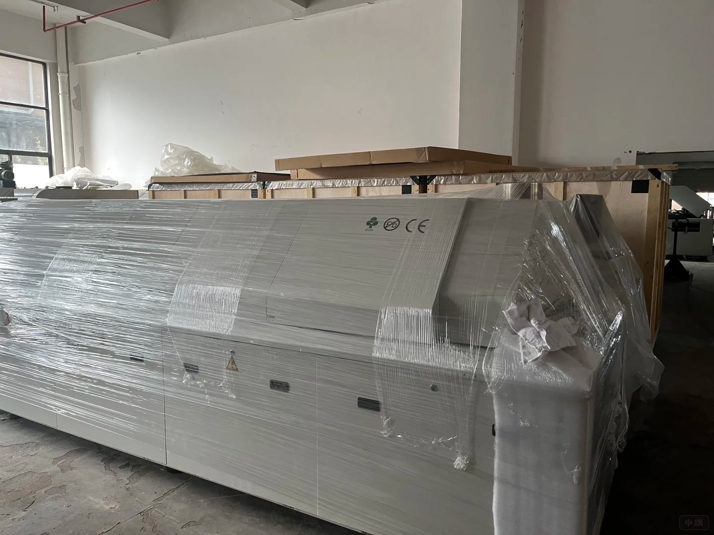 商贸公司的库房内堆积着商品 商贸公司的库房内堆积着商品