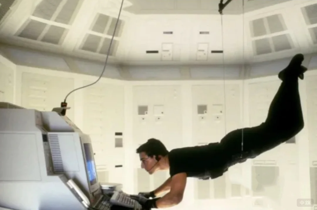 小旗想起了这个画面