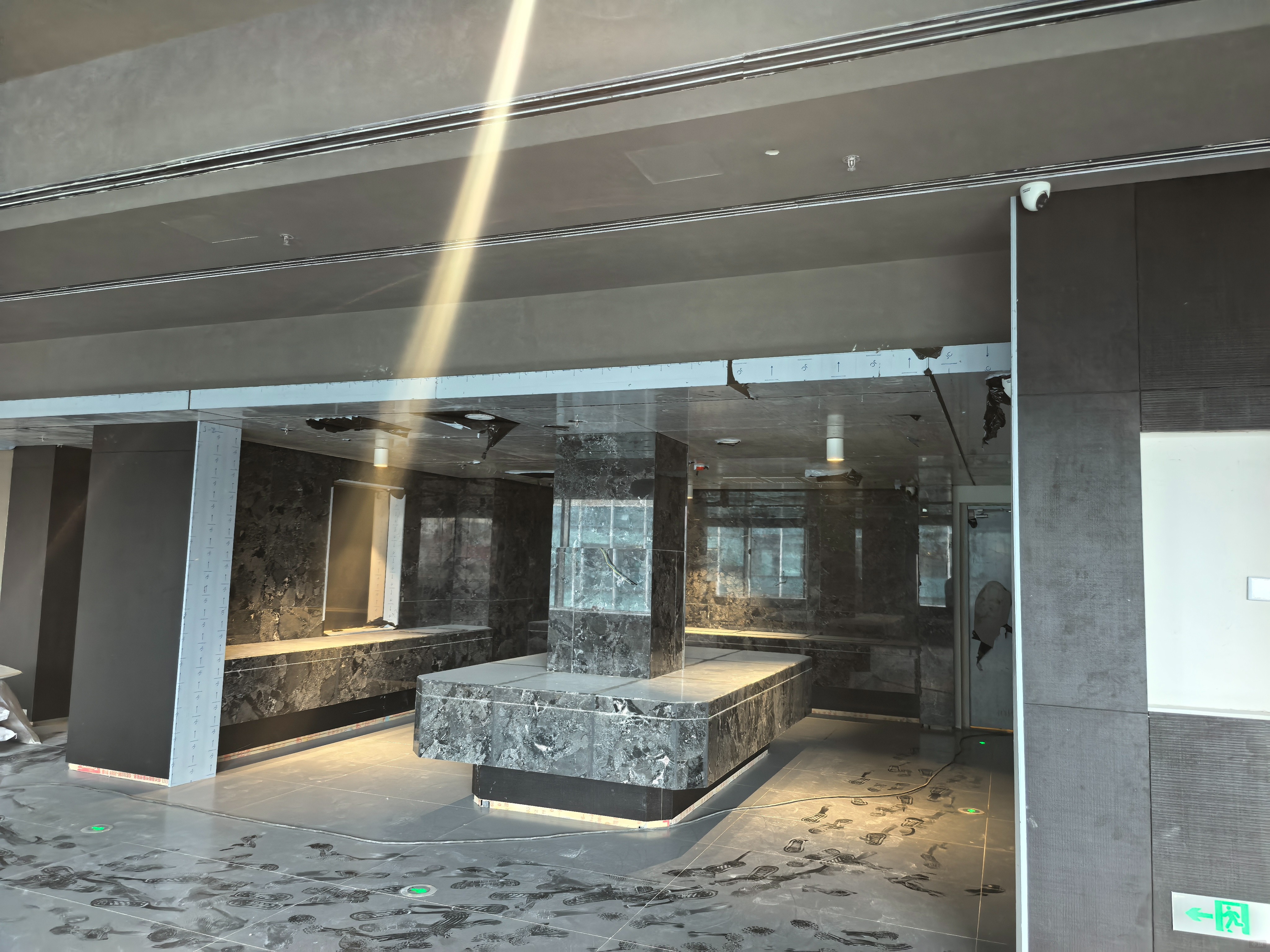 正在装修的酒店 正在装修的酒店