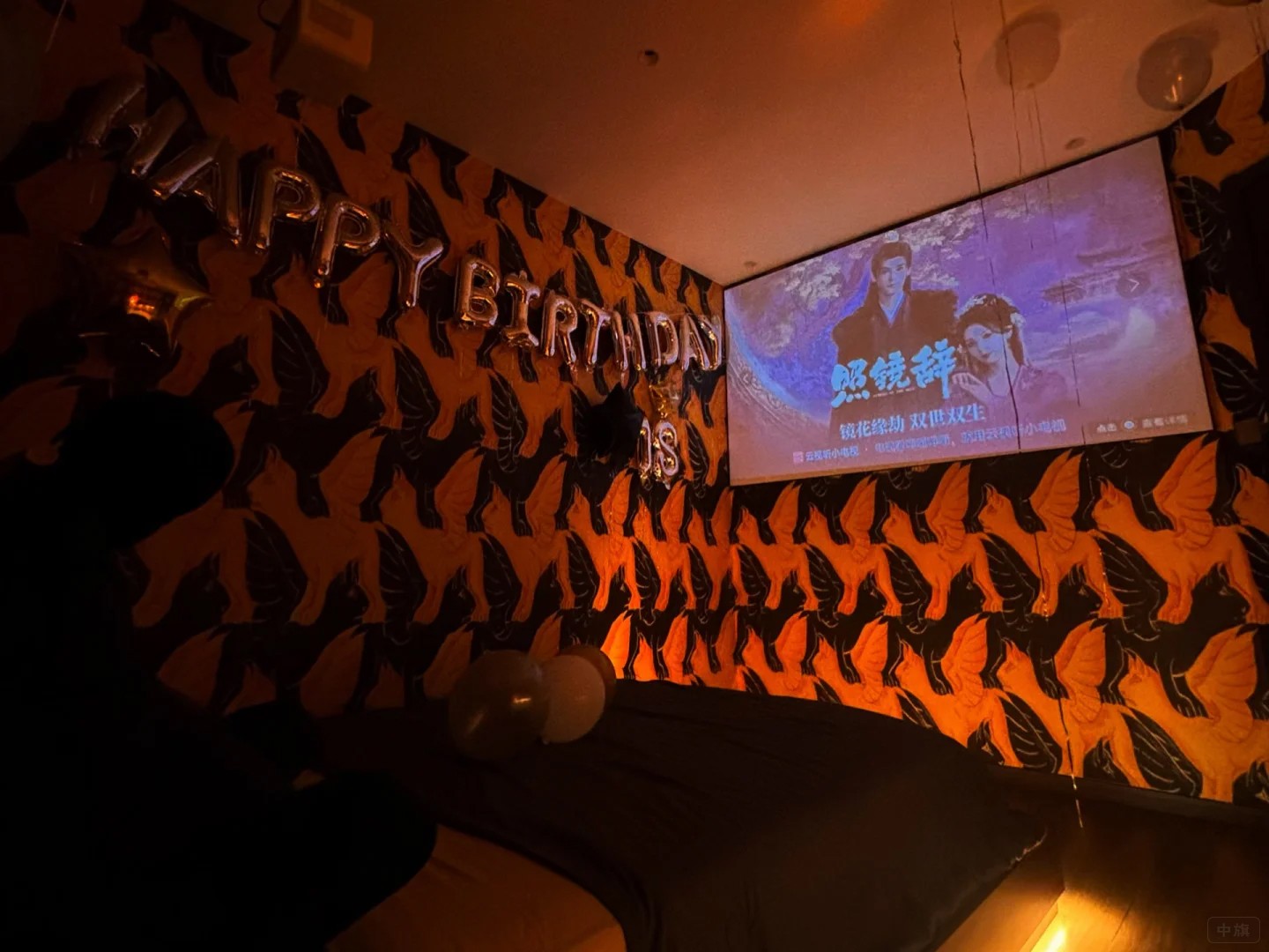 看累了就睡一会,舒服,放松 看累了就睡一会,舒服,放松