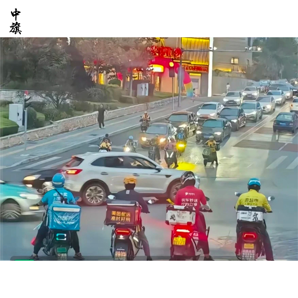 外卖大战6个月烧掉近800亿，外卖补贴为什么越烧越猛？