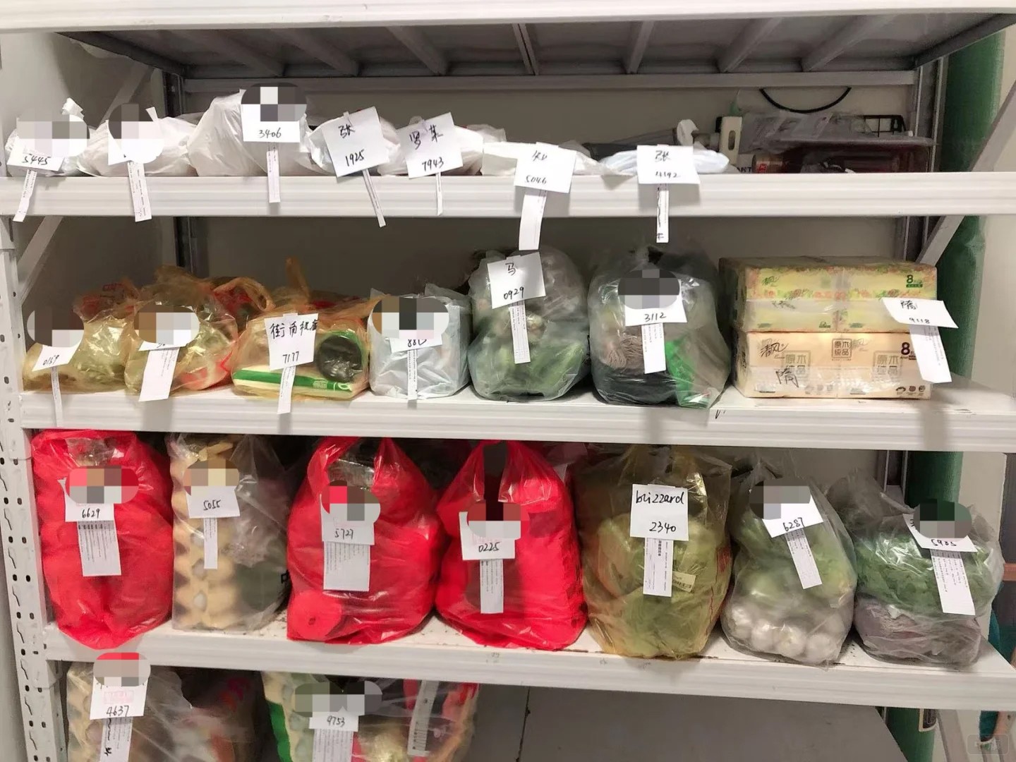 美团优选当地自提点的照片 美团优选当地自提点的照片