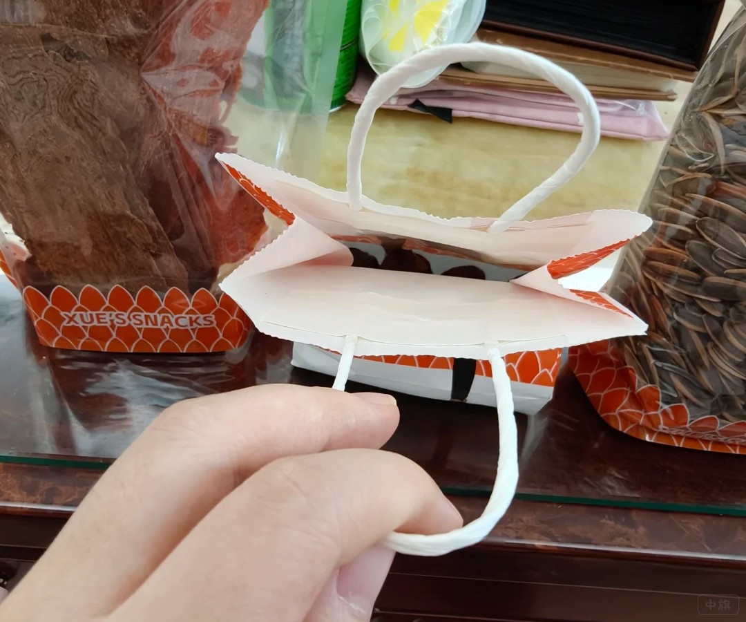 里边才几粒栗子