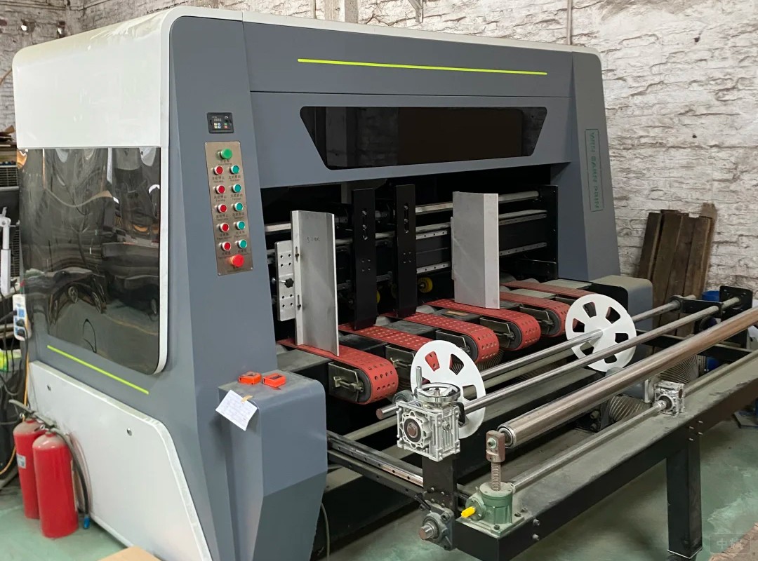 折叠纸箱的设备机器